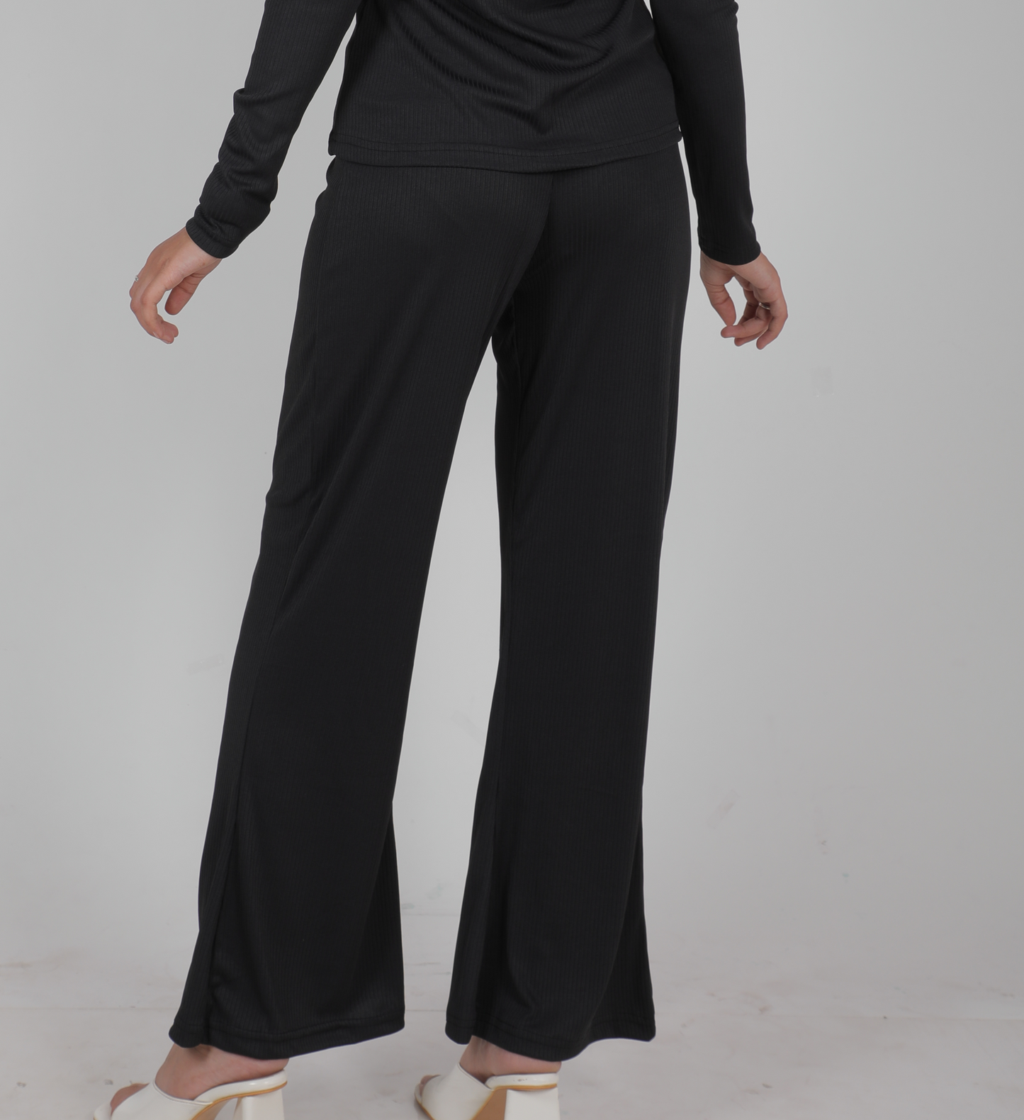 Black Ribbed Lounge Pants – Ultra-Comfortable Relaxed Fit